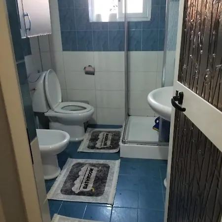 Апартаменты Shehi's